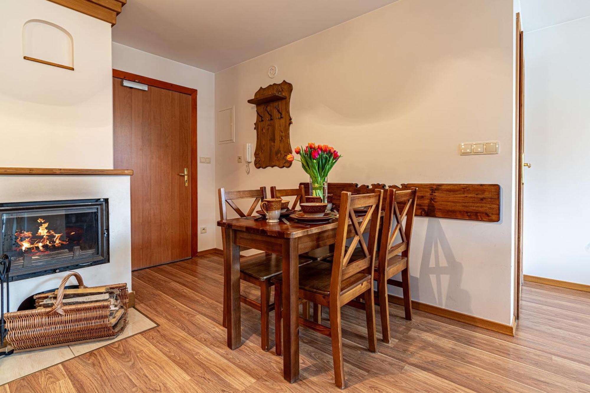 Apartamenty Pod Sloncem Kościelisko Exteriör bild