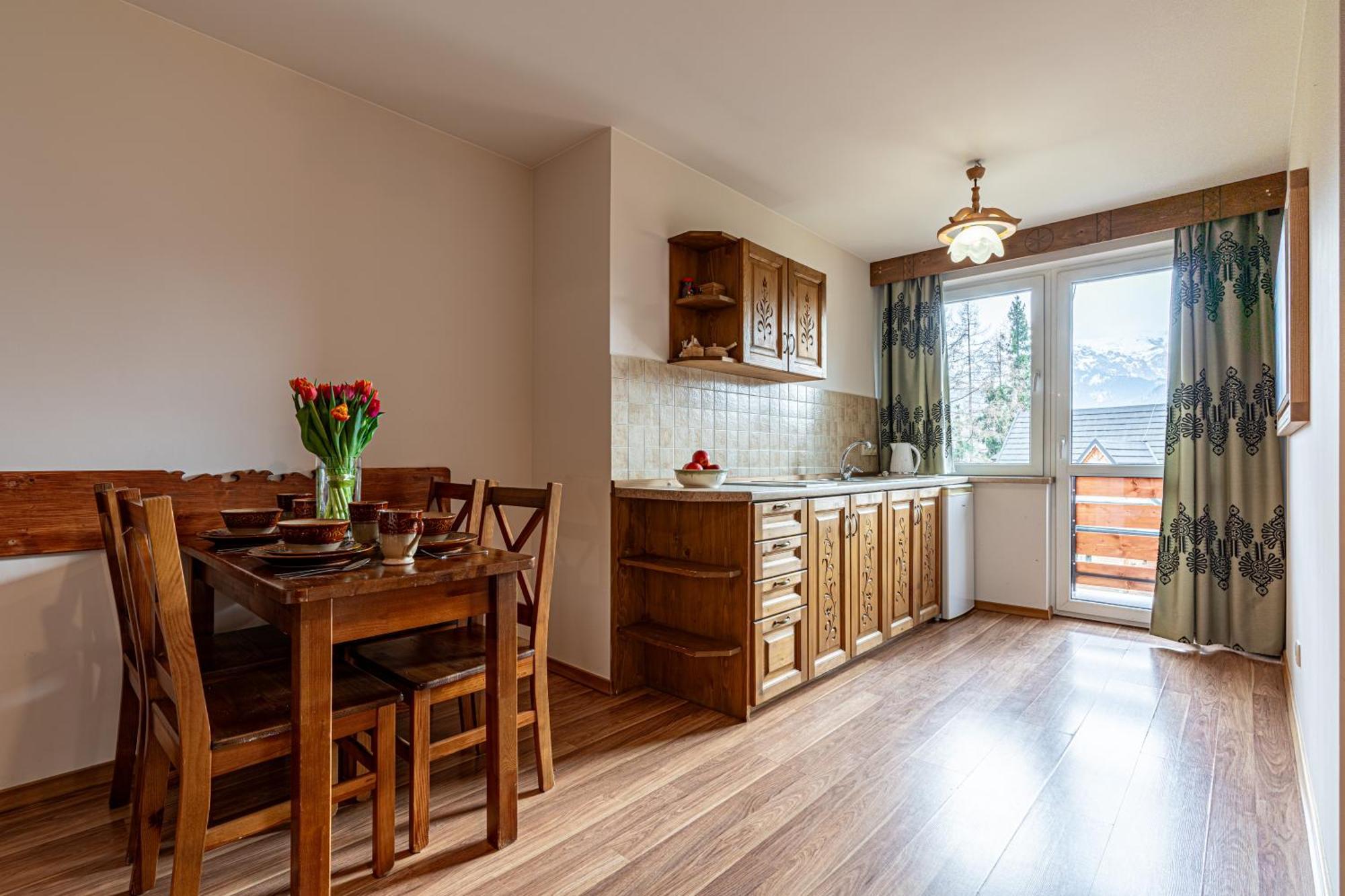 Apartamenty Pod Sloncem Kościelisko Exteriör bild